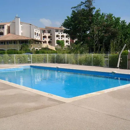Centre Cap D'agde Avec Parking Prive - Fr-1-723-25